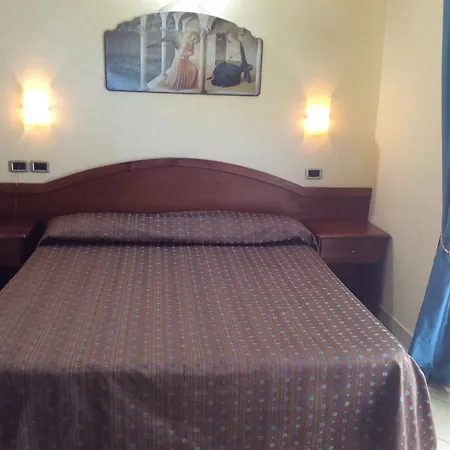 Cridda & Restaurant 3* غيزيريا