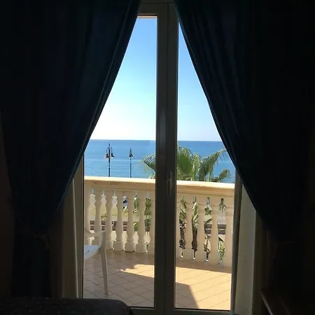 Cridda & Restaurant