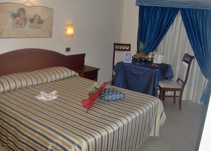 Cridda & Restaurant Szálloda 3*