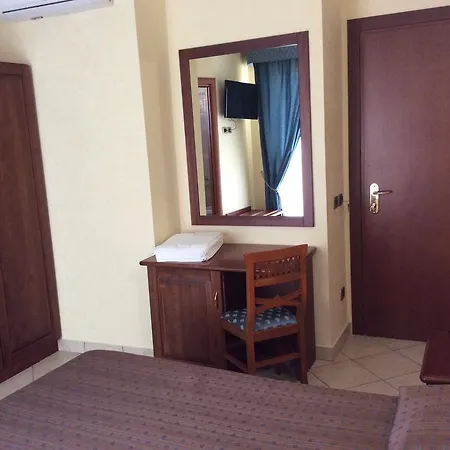 Cridda & Restaurant Gizzeria