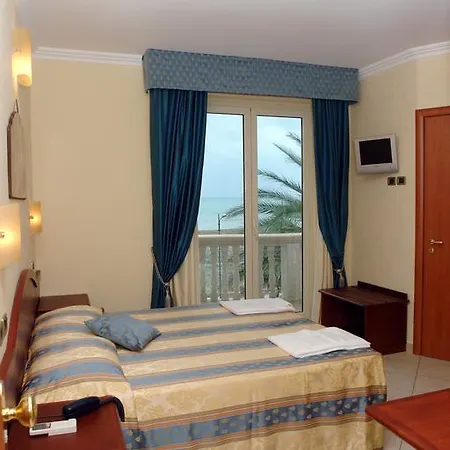 Cridda & Restaurant 3*