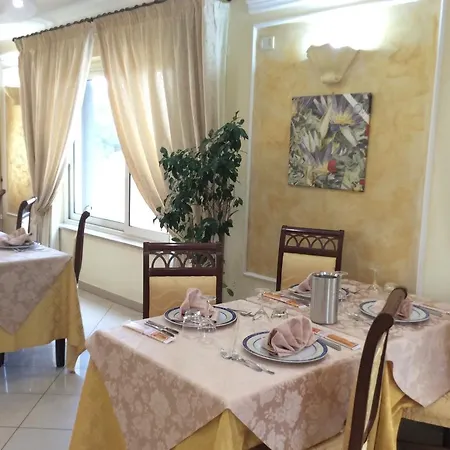 Cridda & Restaurant Hotel Gizzeria