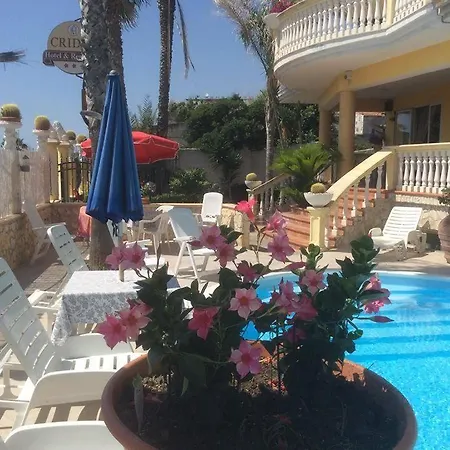 Hotel Cridda & Restaurant